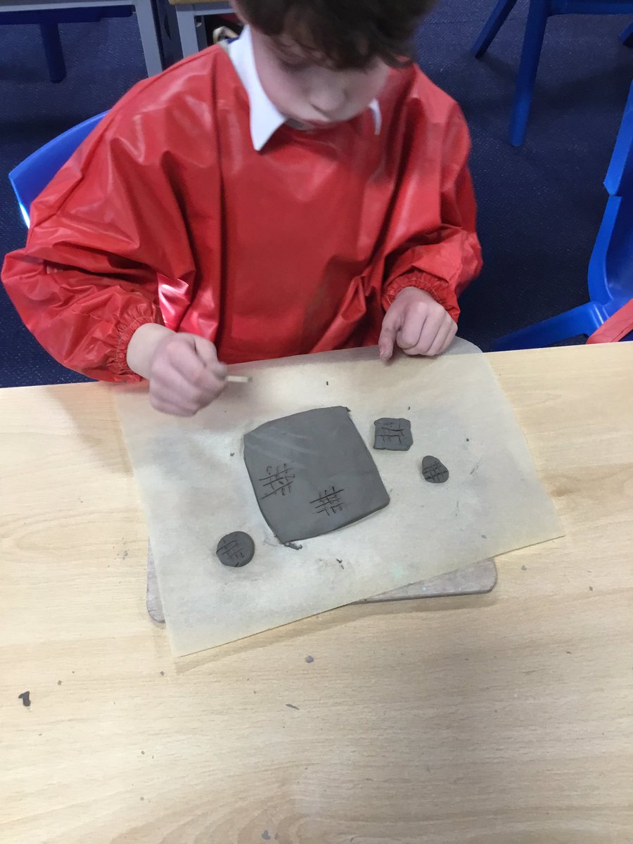 Y4RedgateCP's tweet image. This afternoon we made clay tiles. We experimented with mark making techniques #rcpart #rcpwelearn