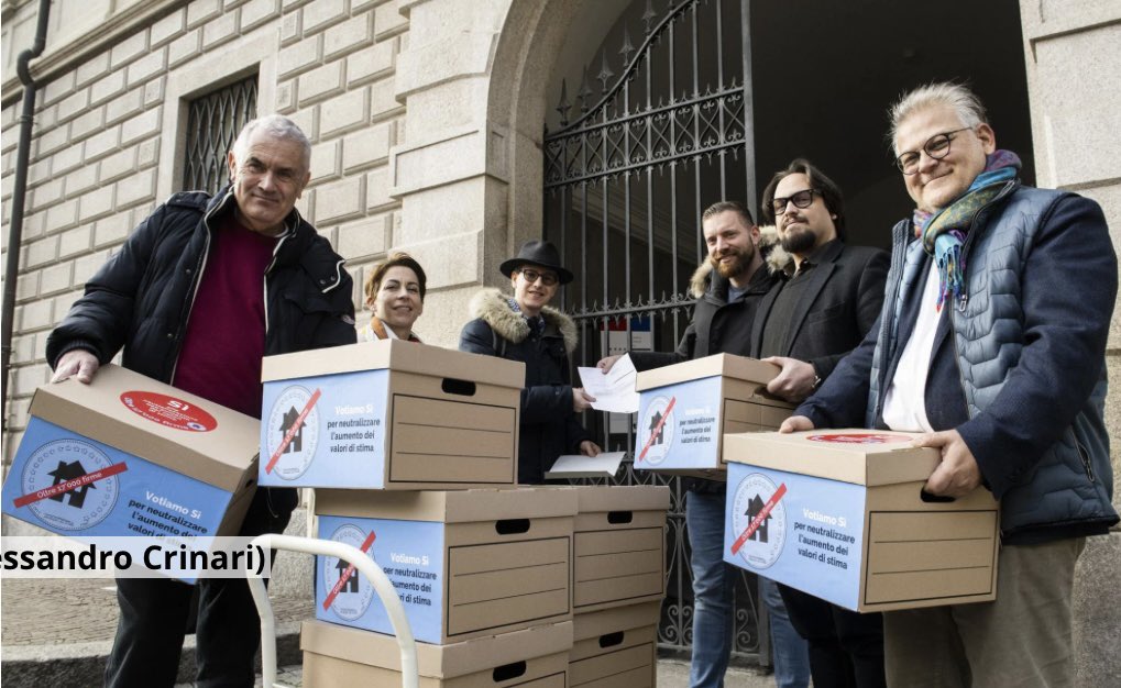 PieroMarchesi1's tweet photo. 🏠 17’000 firme per dire No all’aumento dei valori di stima che penalizzerebbe proprietari e inquilini. Lanciata dall’UDC, con Lega, Plr e Il Centro oggi si compie un altro passo in favore dei contribuenti
👉🏻 https://t.co/wPv46xBk6g
#notasse #udc #legadeiticinesi #plr #ilcentro https://t.co/efzExSNeVU