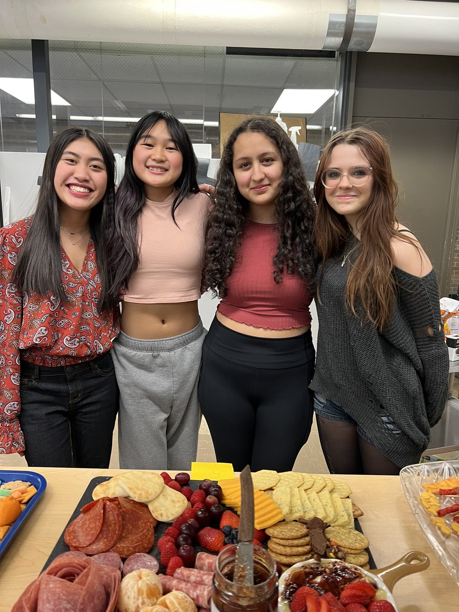 Culinary Arts Club Charcuterie Challenge! Such creative and delicious boards! Congrats to our winning group! 🥇  <a href="/BulldogLife_WHS/">Bulldog Life - WHS</a> <a href="/GoWHS_Flanigan/">Sara L. Flanigan - CAA</a>