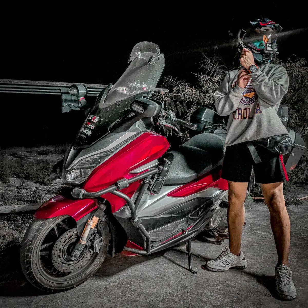 Mondo_dorno's tweet photo. It's freedom that can take me anywhere 🛵😁
#ผู้ลี้ภัยสังคมเมือง🍁
#sky #tavel #feeling #relaxed #iamfine #motorcycle #missyou #ท้องฟ้า #ท่องเที่ยว #แปดริ้วซิตี้ #positiveenergy #แปดริ้ว #ฉะเชิงเทรา #พลังบวก #forza300 #honda https://t.co/d65210AQV2