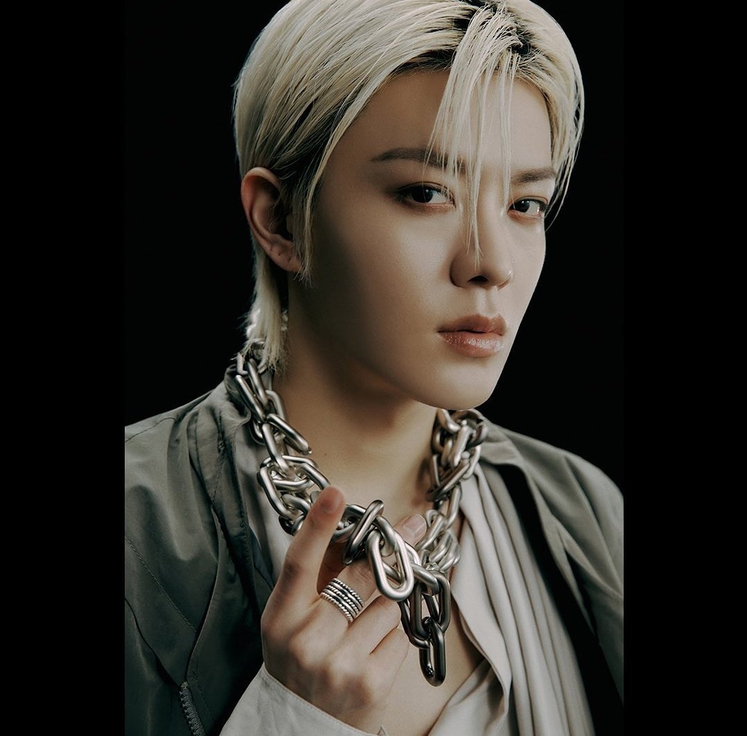 127_hourly's tweet photo. I Don't see the difference
#YUTA #NCT127_Ay_Yo https://t.co/gba9YsE6Yy
