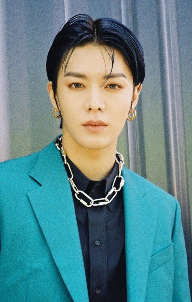 127_hourly's tweet photo. I Don't see the difference
#YUTA #NCT127_Ay_Yo https://t.co/gba9YsE6Yy