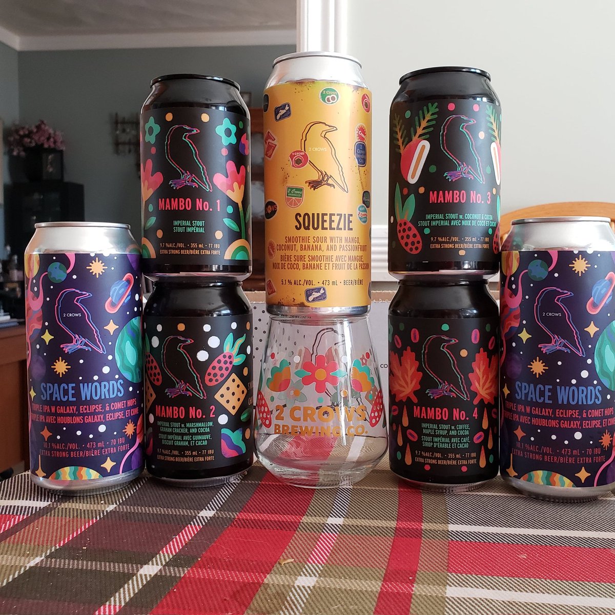 MaritimeBeerRpt's tweet photo. Happy 6th Birthday @2CrowsBrewing . I love it you go all out every year #2crowsbrewing #craftbeer #happybirthday #MarBeerRpt https://t.co/haN0ms3QQg