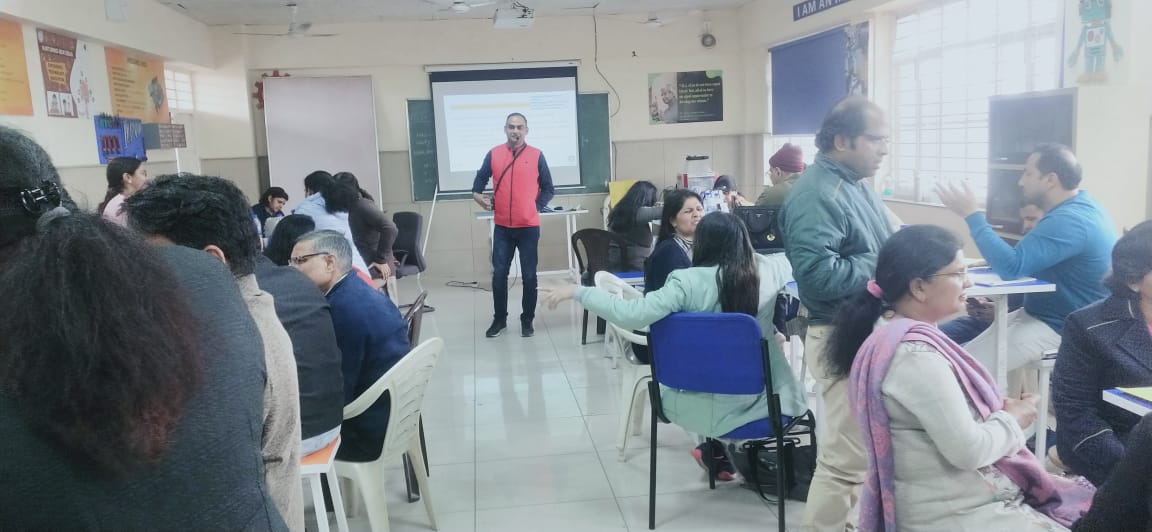 amardeepdabas1's tweet image. &quot;Creating an enabling learning environment&quot; 
#Gratitude @pitampuradiet for providing platform 4  Sharing Experience #colearning at LIC12,TDC 4 Elaborating Questioning,Retrieval Practice,HookStrategy Class Observation 
Reflective Discussion 
@Dir_Education @PbpandeyB
@TDCProgram