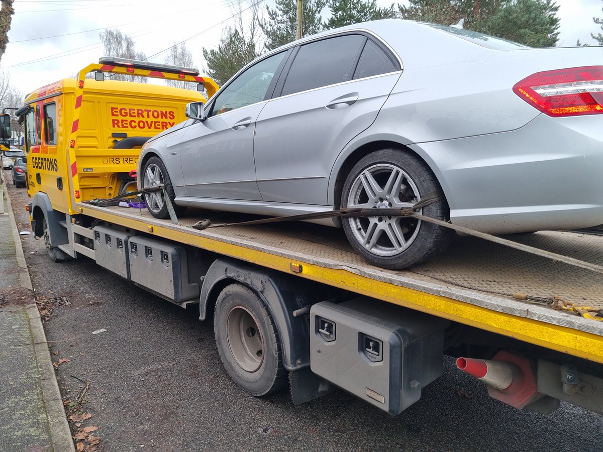 Officers from Stoke and Wyken NHT this afternoon have seized this vehicle for no tax. Driver reported for no insurance and driving without due care and attention. 

#insureitorloseit #NeighbourhoodPolicingWeek