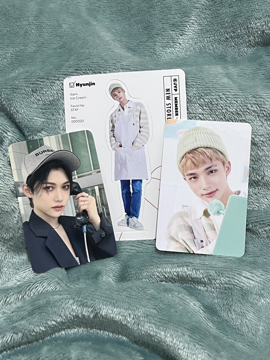 hyunemart's tweet photo. ⌒ hyunlix set ! .⊹
     
𓄴 ₱500 set (₱480 if PAYO)
𓄴 prio PAYO / 5 days reservation
𓄴 ggx / sdd ONLY !

dm me to claim
– it includes hyunjin poster tracker, tinamad lang ako iinclude sa pic hehe

t. wts lfb skz stray kids hyunjin felix sg23 sg 2023 maxident pob mukor pc ph https://t.co/CTOu5DBQ7k
