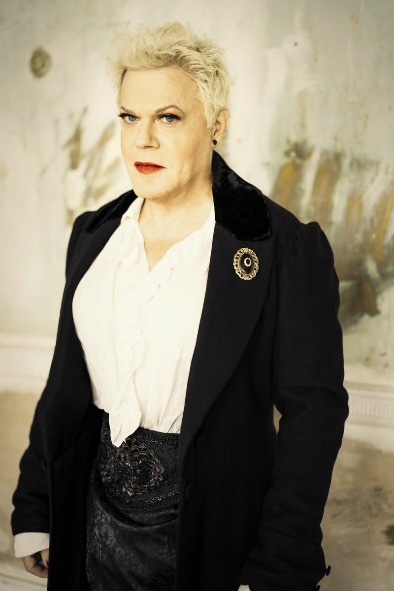 eddieizzard's tweet photo. On 7th Feb I will be performing a special late-night performance of Great Expectations in The Morgan Library (@morganlibrary) to celebrate my shared Birthday with Charles Dickens. Net proceeds will be donated to Covenant House, an organization serving homeless youth &amp; The Morgan. https://t.co/MNSgyzrjca
