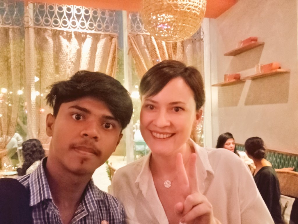 Atharvan_'s tweet photo. Today meet speaker @leah_cb at meetup by @emfarsis 
I meet lot of interesting people at meet up it was one of the best meet up ever to me :) https://t.co/j7tnSkkU7H