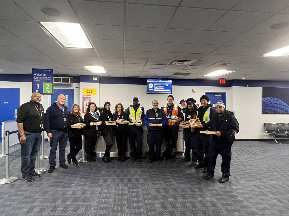 loramluu's tweet photo. Good Morning IAD. The AM CORE4 TCI High Scorer is gate C23. TCI was 94.8
@beachpotter2 @KevinSummerlin5 @MikeHannaUAL @deck_68 @DavidWisdomUA #GoodLeadsTheWay #UAConsistencyTeam https://t.co/qa0dy6J5kT