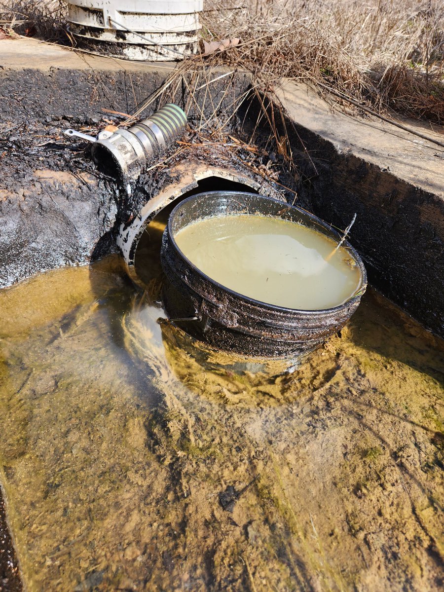 ALERT:  ABANDONED OIL RECOVERY BUSINESS 

From Riverkeeper David Butler:
"Let's try it this way.  Instead of a lengthy post about what this is and why its here, I'll share the pictures and anyone who cares can share and react to this post and comment below with their questions.