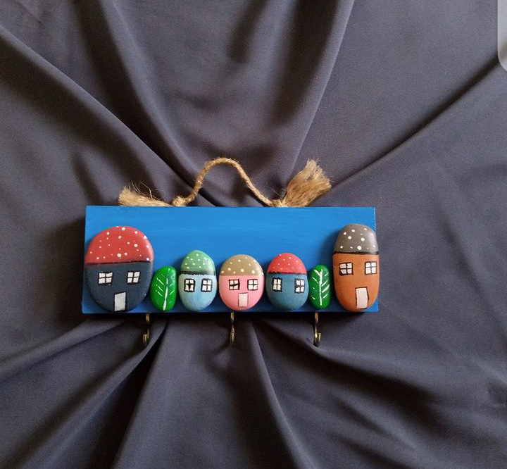 Kbr654321's tweet photo. Taş Boyama el emeği anahtarlıklara ve tablolara ulaşmak için shopier linkini ziyaret edebilirsiniz :)

#tasboyama #anahtarlıklar #tablo #boya #elemegi #home https://t.co/Vm8p1wKnKg