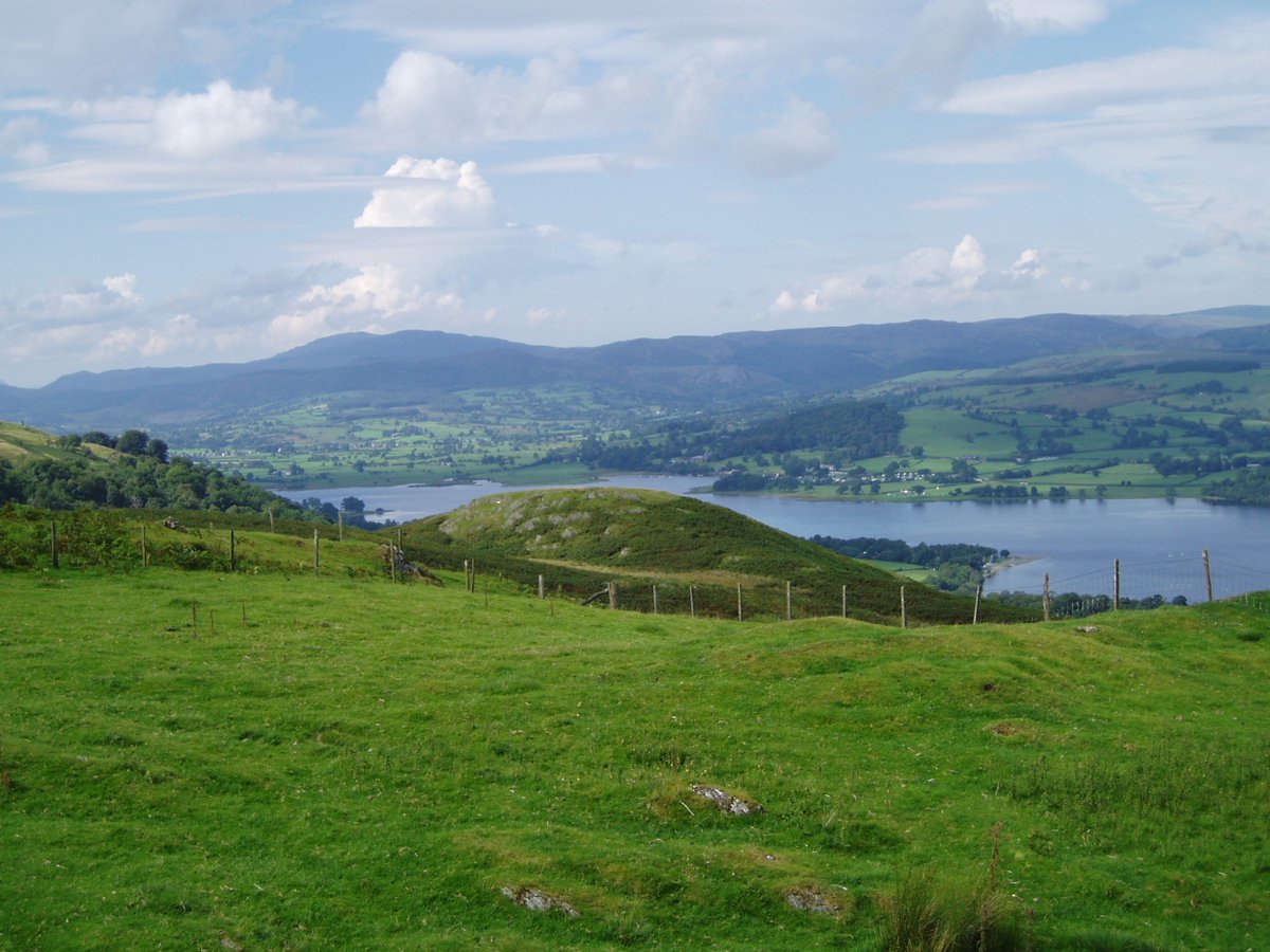 here are some stunning views surrounding Aran Hall School in Dolgellau. Imagine seeing this on your commute...

#Dolgellau #Gwynedd #NorthWales #AranHallSchool #jobsinDolgellau #NorthWalesjobs