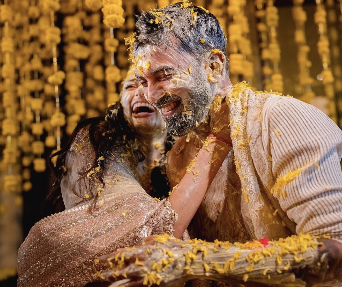 NevantaMedia's tweet photo. Inside @theathiyashetty and @klrahul’s #haldi ceremony #Trending #Bollywood https://t.co/axqZCr5Rhk
