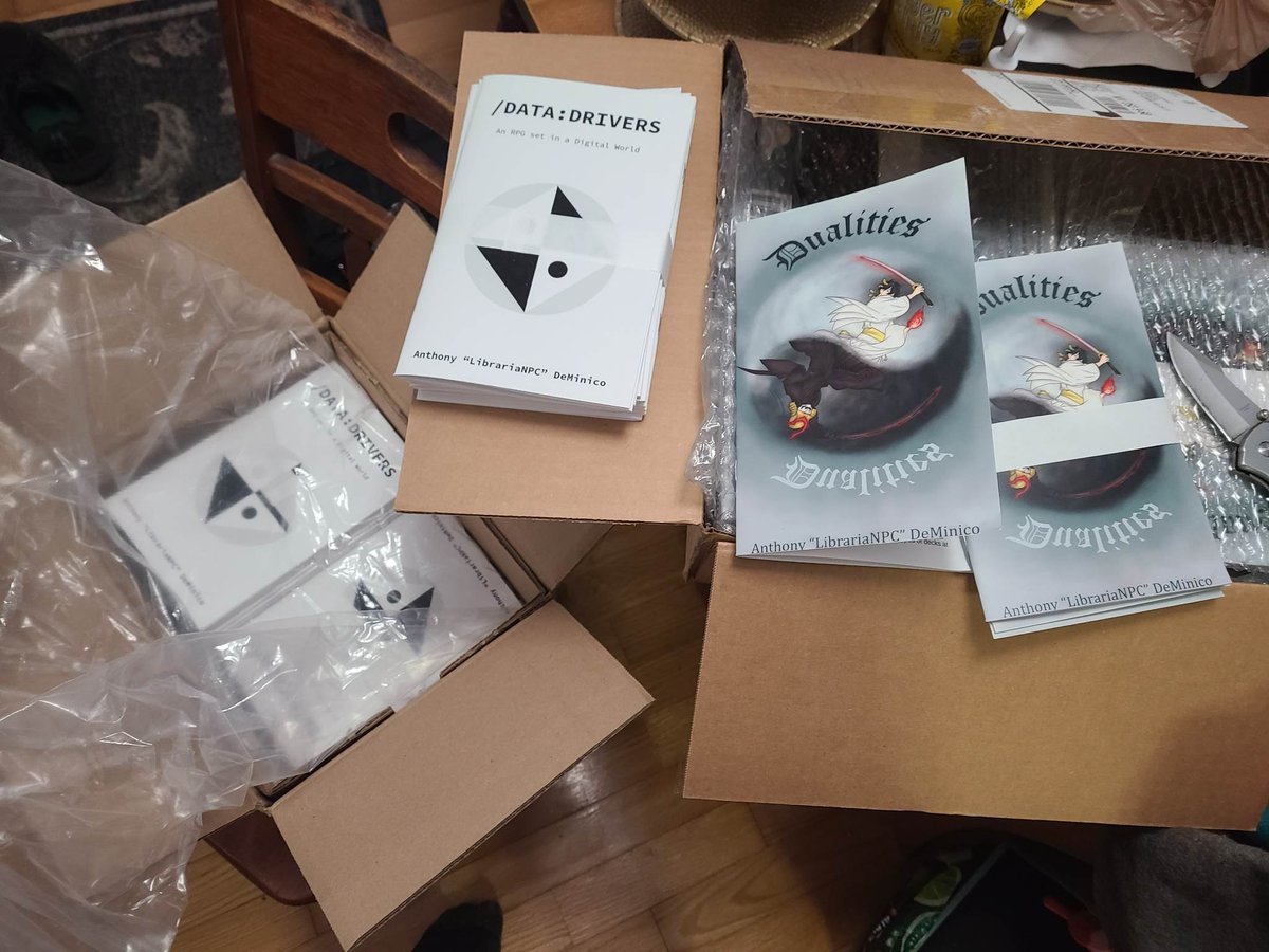 LibrariaNPC's tweet photo. I really need to remember to check the "Post to Twitter" button on Instagram more often.
New inventory arrivals! Print run of Dualities, second run of /Data:Drivers, and the new run of #GhastBashers is en route!
More prep for @Dual__Con!
#ttrpg #rpg #indiedev #smallbusiness https://t.co/MfDR0NJG6h