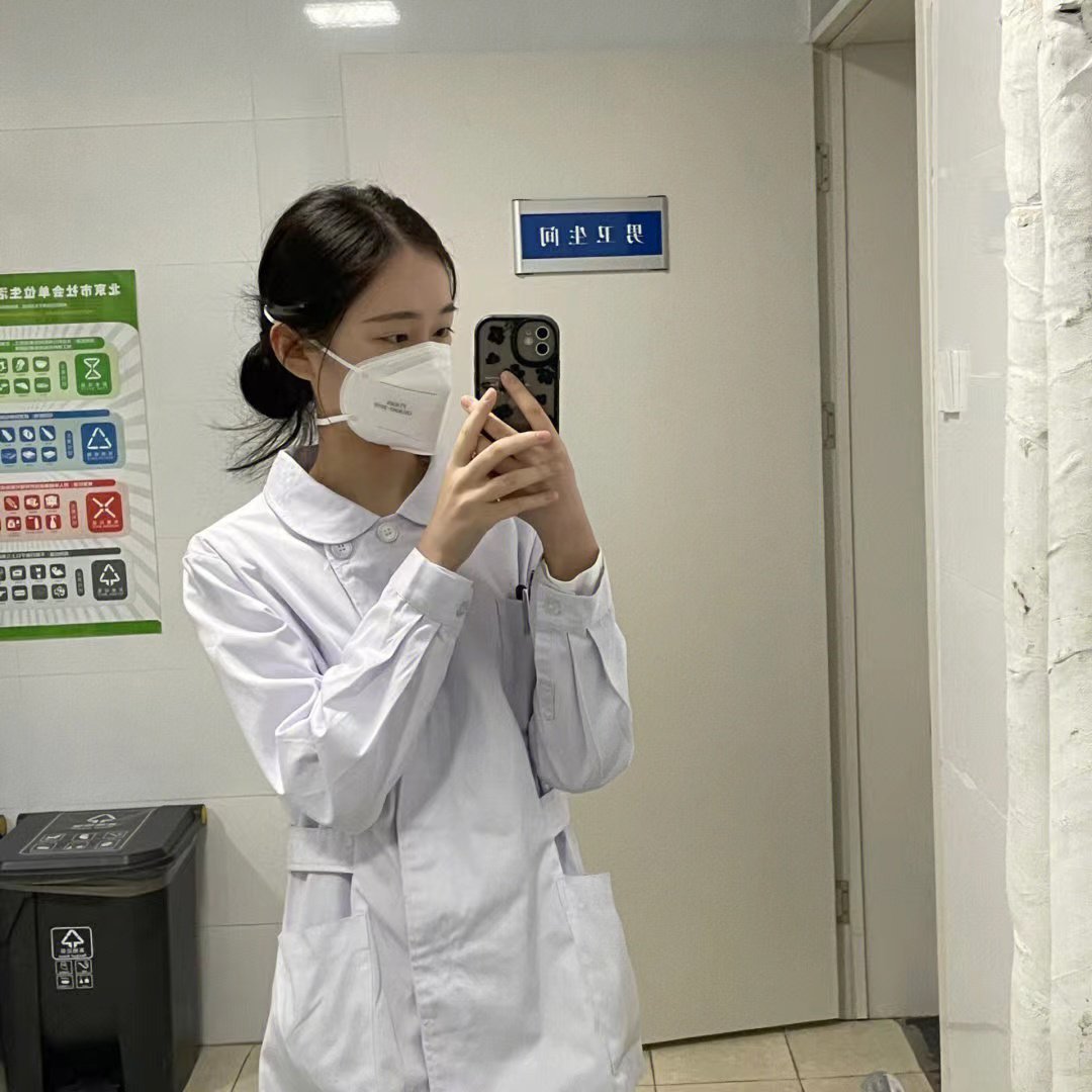 kunminghushi's tweet photo. 刚玩不懂 私信刚开可以聊天了 https://t.co/5plGRkB1zR