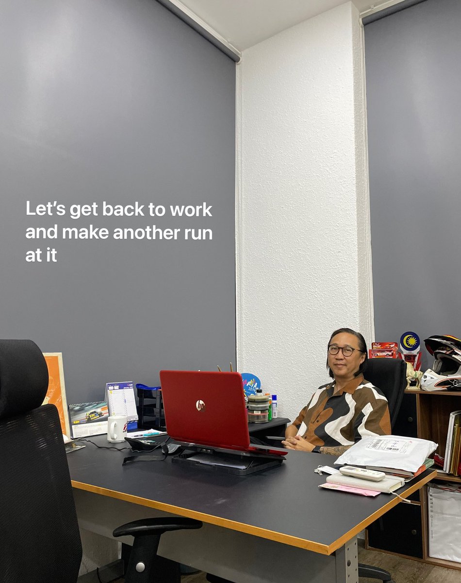 nichola08699846's tweet image. Holidays over and back in the office #startwork