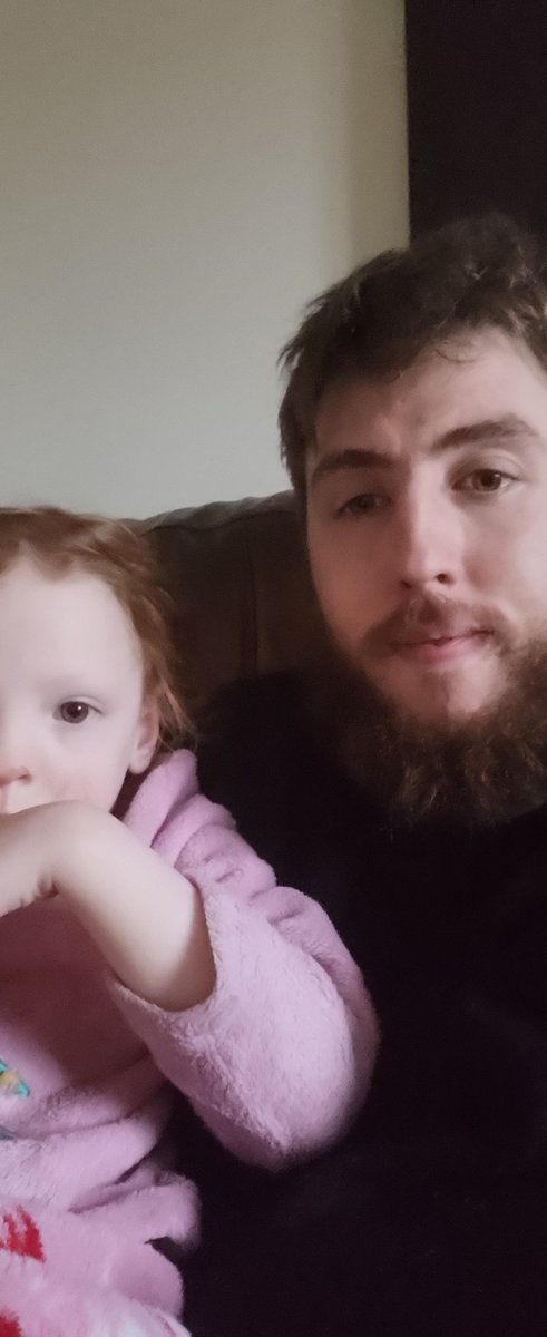 Spaceman_Dad's tweet image. Daddy duty this weekend while our lass is off gallant round pompey 👨👧