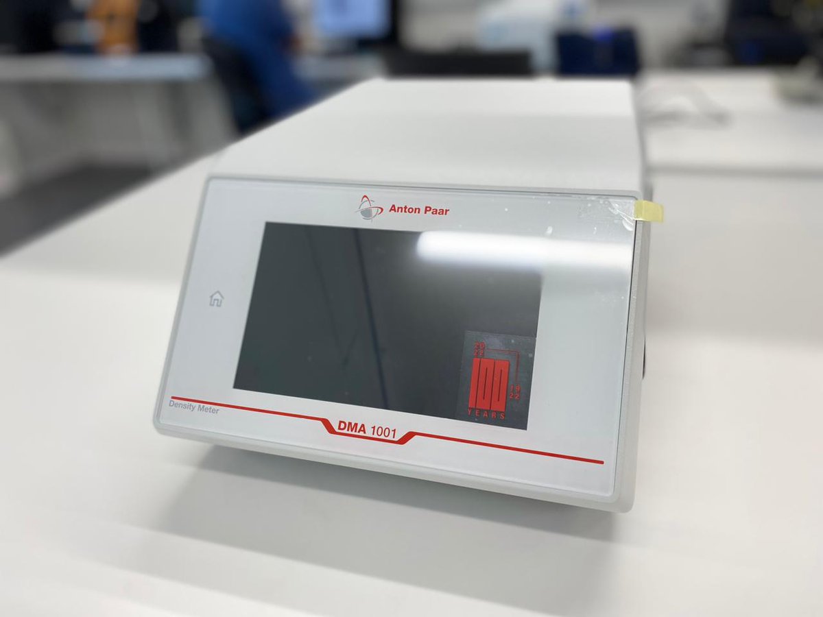 #DeInterés I Medidor de densidad entra a Laboratorios Compartidos, a través del SISLAB - UNAL .👏 Se trata del equipo Densímetro Digital modelo DMA 1001, que beneficia la tecnología de la #UNALMedellín