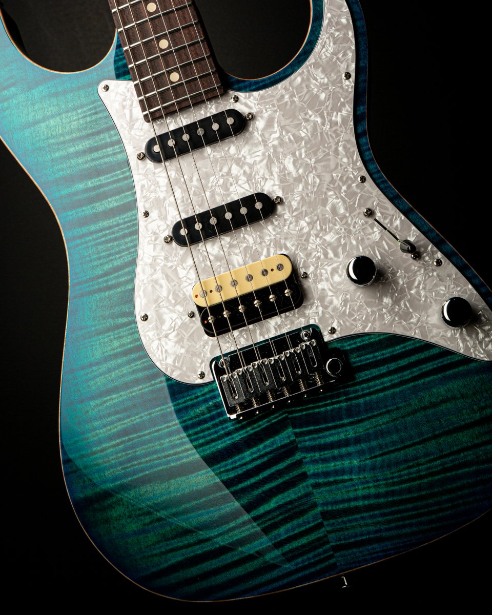 SuhrCustom tweet picture