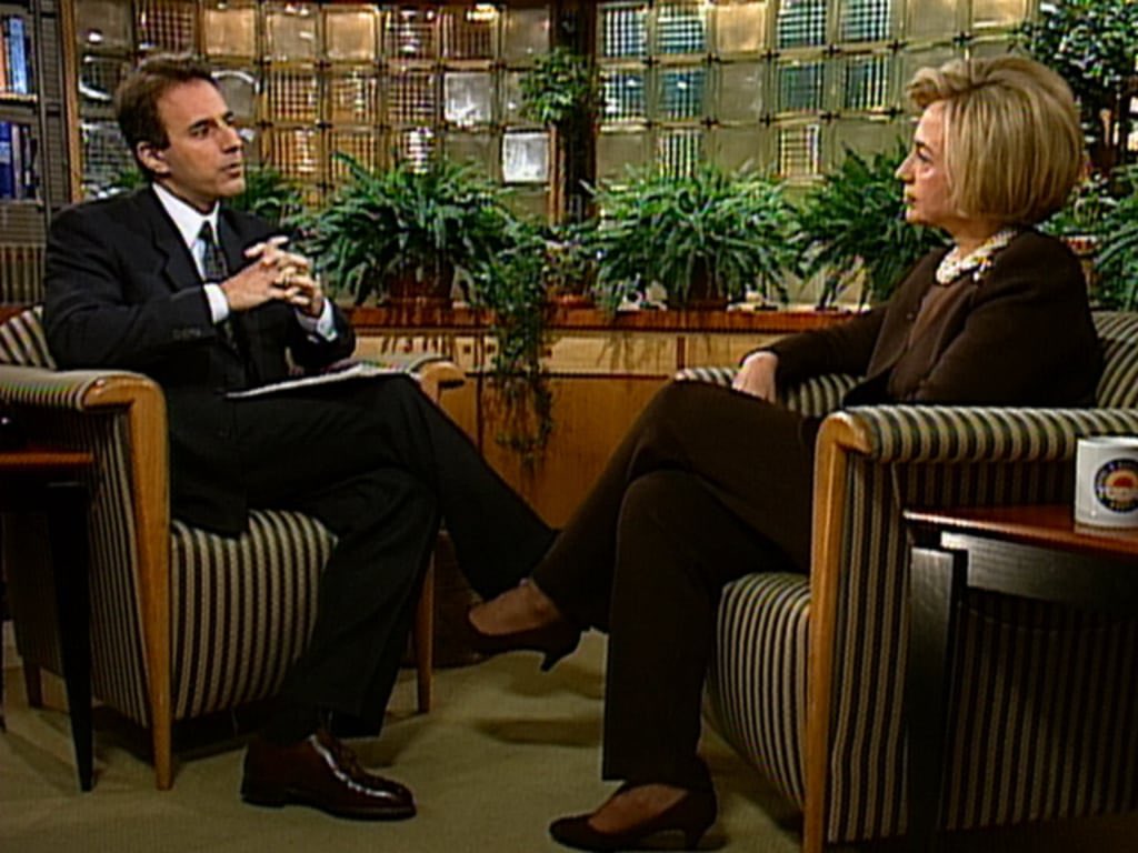 25YearsAgoLive's tweet image. On The Today Show, First Lady Hillary Clinton calls the accusations against her husband (that he had sex with former interns) a “vast right-wing conspiracy.”