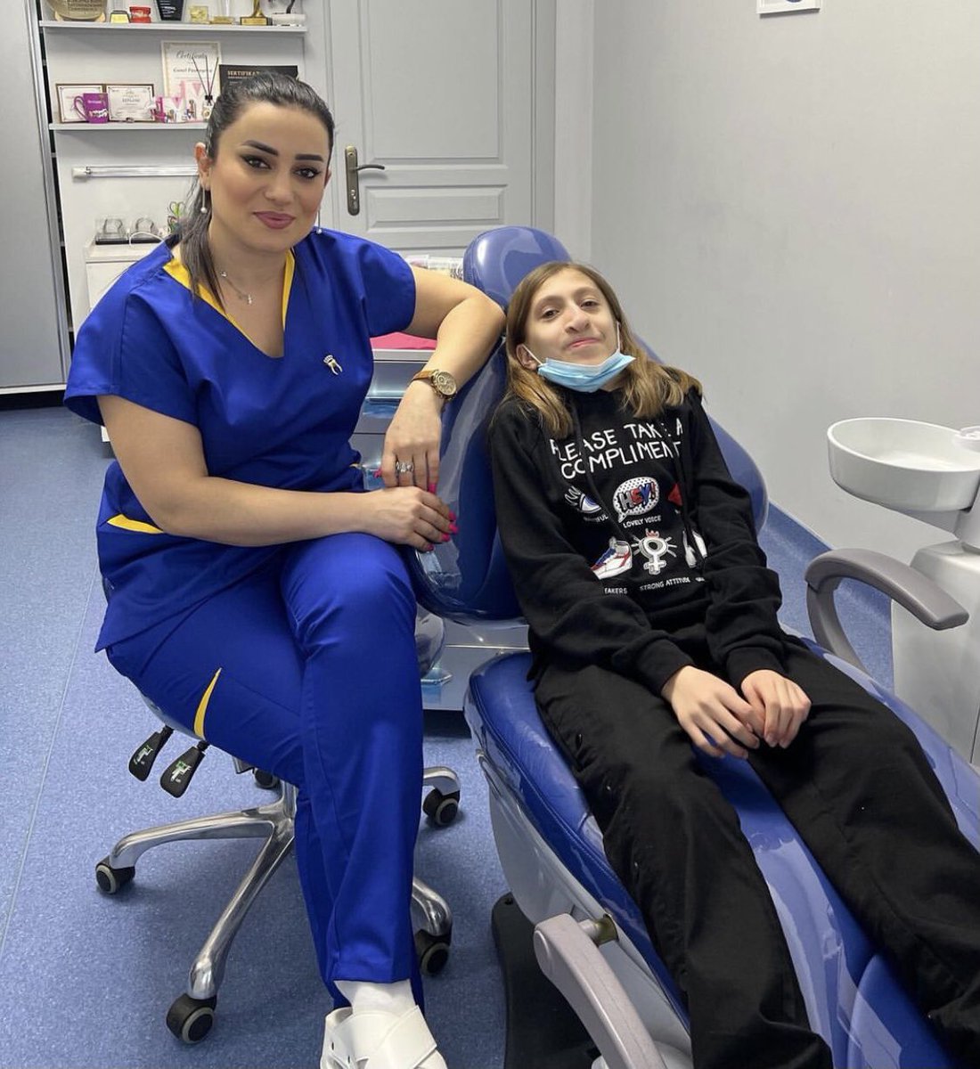 CarlaS014's tweet photo. It is necessary to start orthodontist treatment at an early age because the defect becomes more severe as the age increases. It is possible with surgical means. https://t.co/ItyAnjibs6
