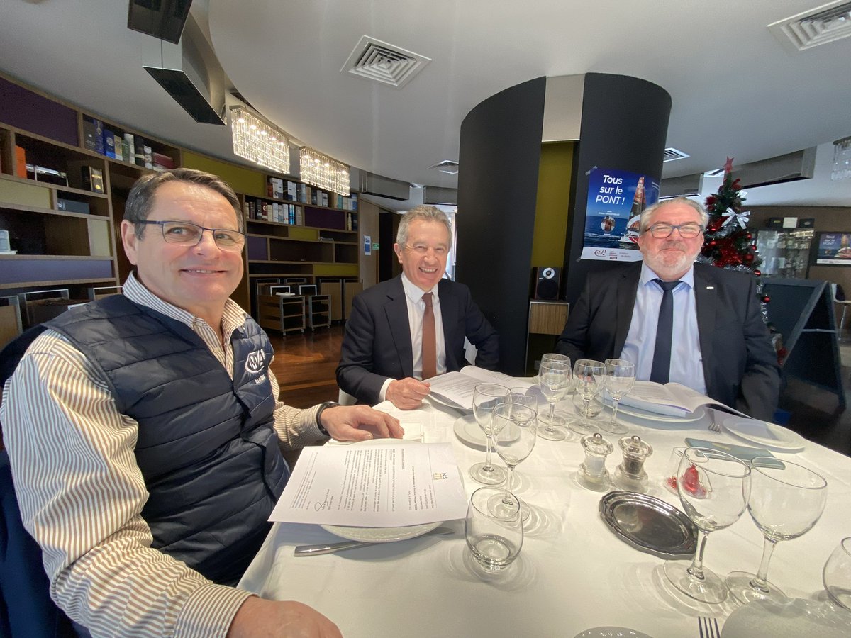 PKuchly57's tweet photo. Rencontre à @Artisans95 avec #MichelAlexeef @laurent_pillard @CPME95 @s_thaveau @FFB95 @Fargeot2017 @CEEVO95 pour échanger sur la situation économique du département et contexte difficile pour nos entreprises et les municipalités. 

@CCI_95 @CCI_Paris_IdF @CCI_95 @CPMEnationale https://t.co/17saiTYfH5