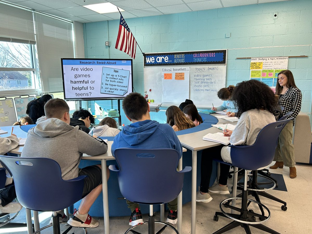 MrsEtense's tweet photo. Debate Research! HQI Live Unplugged- Class Visit where Ss are suspending judgement in order to research both sides of a debate. #HQI #liveteaching @MrsBartoneESMS @ServissMrs @MrsThomas_ESMS @srtahacheesms @MrsCEastShore @MrGenovaESMS @RKravecs3 @1LitQueen @MsBHumanities https://t.co/Um8VMFyYdO