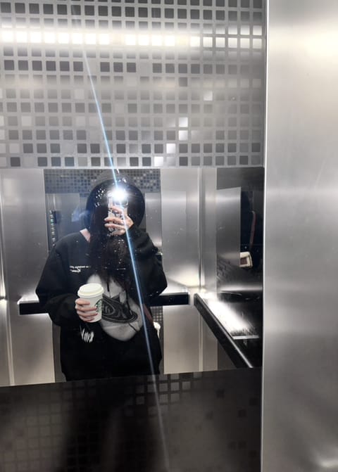 • FANCAFE •

"Voltando pra casa"

#Yiren #イロン #王怡人 #이런
#EVERGLOW #에버글로우 #エバーグロー <a href="/EVERGLOW_twt/">EVERGLOW(에버글로우)</a>