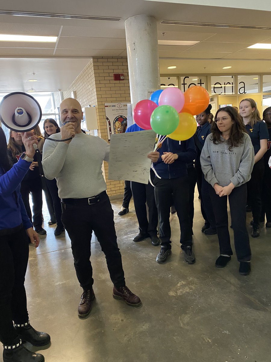 MPJ_TCDSB's tweet photo. We would like to thank Mr. Rossi for serving as our interm Principal at MPJ. 

Over the past 25 years, Mr. Rossi served as department head, vice principal and interm principal at MPJ. 

We are thankful and we will miss you! You are always welcome at Johnson. 

@cpitter01 @tcdsb https://t.co/bLmnt6tQLm