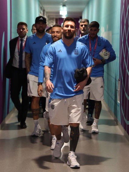 OutMessi_'s tweet photo. Messi hace rato que está rompiendo la cuarta pared. https://t.co/47AgO81E8M