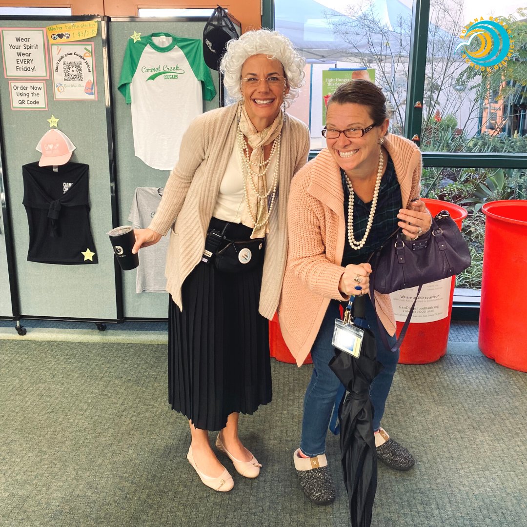 SolanaBeachSD's tweet image. Happy 100th day of school! 
Carmel Creek School students and faculty had a lot of fun celebrating the 100th day of school! The theme was, “dress like you’re 100 years old.” We love to see students and staff display school spirit. 
#ccsbsd #school  #sbsd #solanabeach