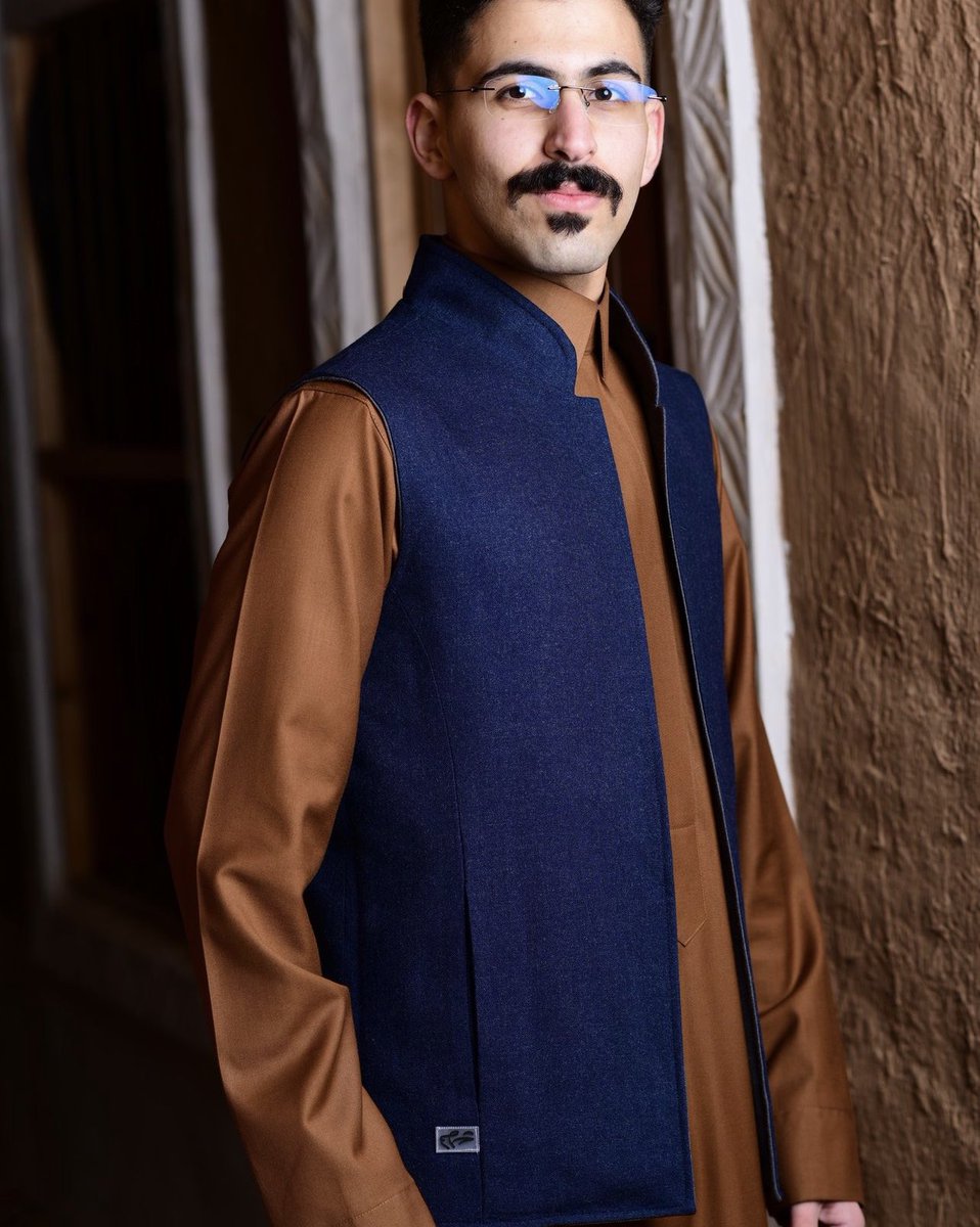 shahm_st's tweet photo. Shahm Vest | Available to order now

https://t.co/dNVbRNF7vB https://t.co/JTjmScVeSP