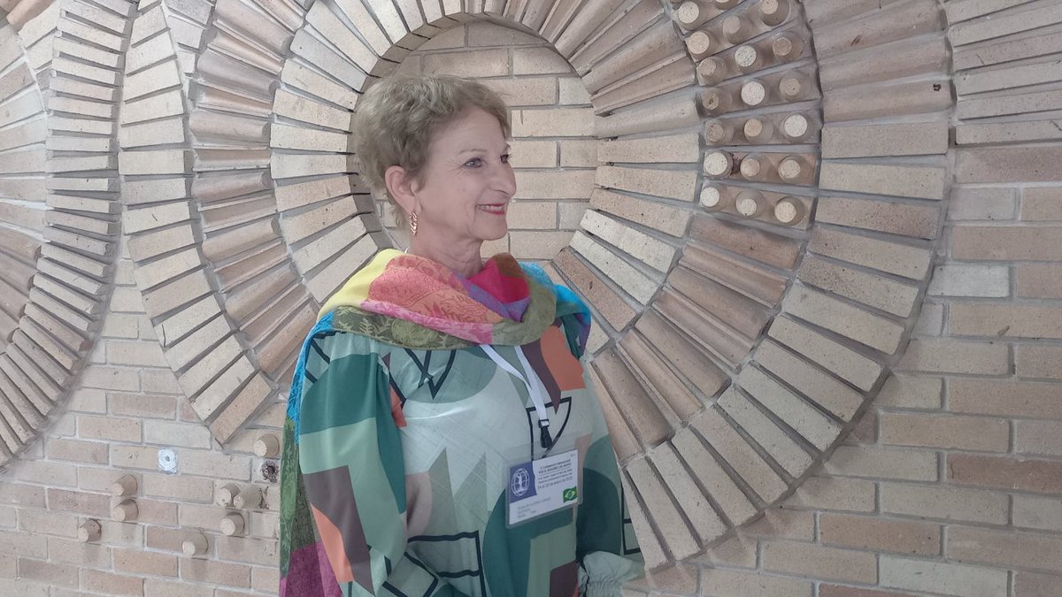 Estar en Cuba es entender que un mundo mejor es posible, aseguró a la <a href="/ACN_Cuba/">Agencia Cubana de Noticias</a>  la brasileña Telma Araújo, en la Conferencia Por el Equilibrio del Mundo.
  Visitar 🇨🇺 brinda una perspectiva distinta de la que tenemos en nuestros países para luchar contra la desinformación