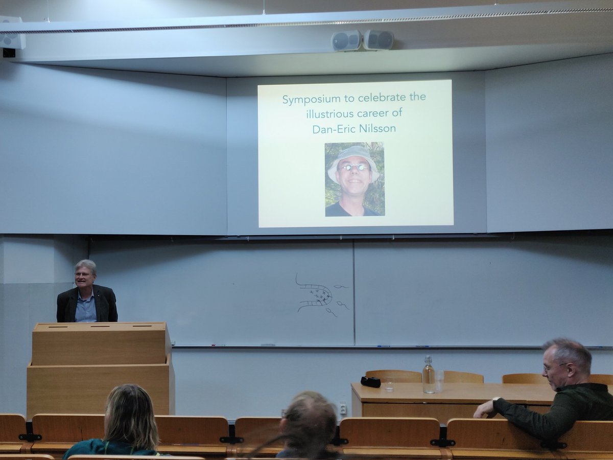 LundVision's tweet image. Today we have enjoyed a symposium to honour the career of our beloved professor emeritus Dan Nilsson! #visionscience