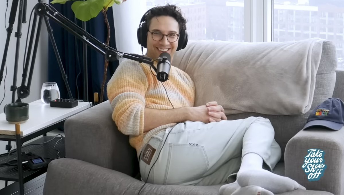 1MJ's tweet image. @robertkelly @RickGlassman such a cute moment. #TYSO 😘