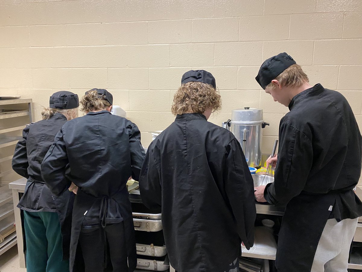 infobml's tweet image. Lakers! It’s final exam time and we’re so proud of you for working hard to finish the semester in the best way that you can!
Here’s some hospitality students in their practical exam this morning. Go Lakers!
@infobml #thelakerway #bmlsslearns
