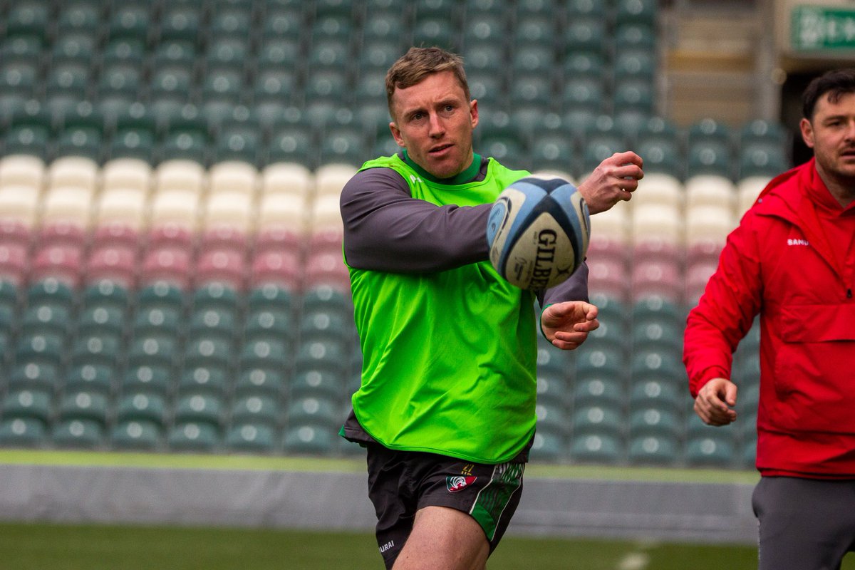 LeicesterTigers's tweet photo. Team Run complete ✔️ ahead of tomorrow’s Derby Day at Mattioli Woods Welford Road. https://t.co/wt3VWD7H3l