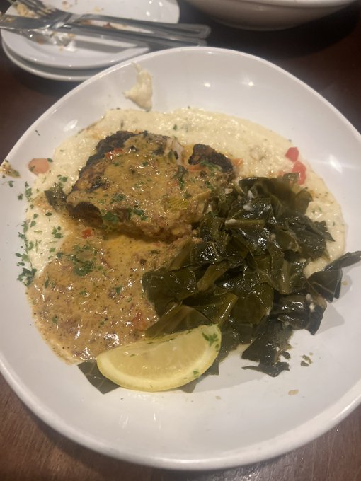 Fried Green Tomatoes, Mahi Mahi Bites, and for the entree, Blackened Mahi Mahi on cheesy grits with collard