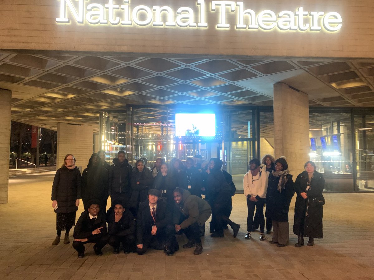 Last Tuesday, Y12 &amp; Y13 students braved the cold and travelled to see 'Othello', our A-Level set text, at the <a href="/NationalTheatre/">National Theatre</a>! 

Thank you to Ms Sampson for organising a fantastic trip.

#Othello #Alevel #EnglishLiterature #Theatre #school #hackney
