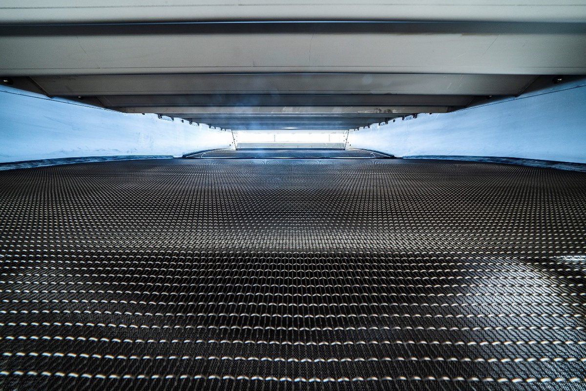 RHEWUM's tweet photo. For the #separation of #flueash at high temperatures up to 450 ยฐC, #RHEWUM uses the type #RHEduox. This compact #sievingmachine offers many advantages. Which?
๐https://t.co/iBmpQLtaLo https://t.co/A5GLm95rgg