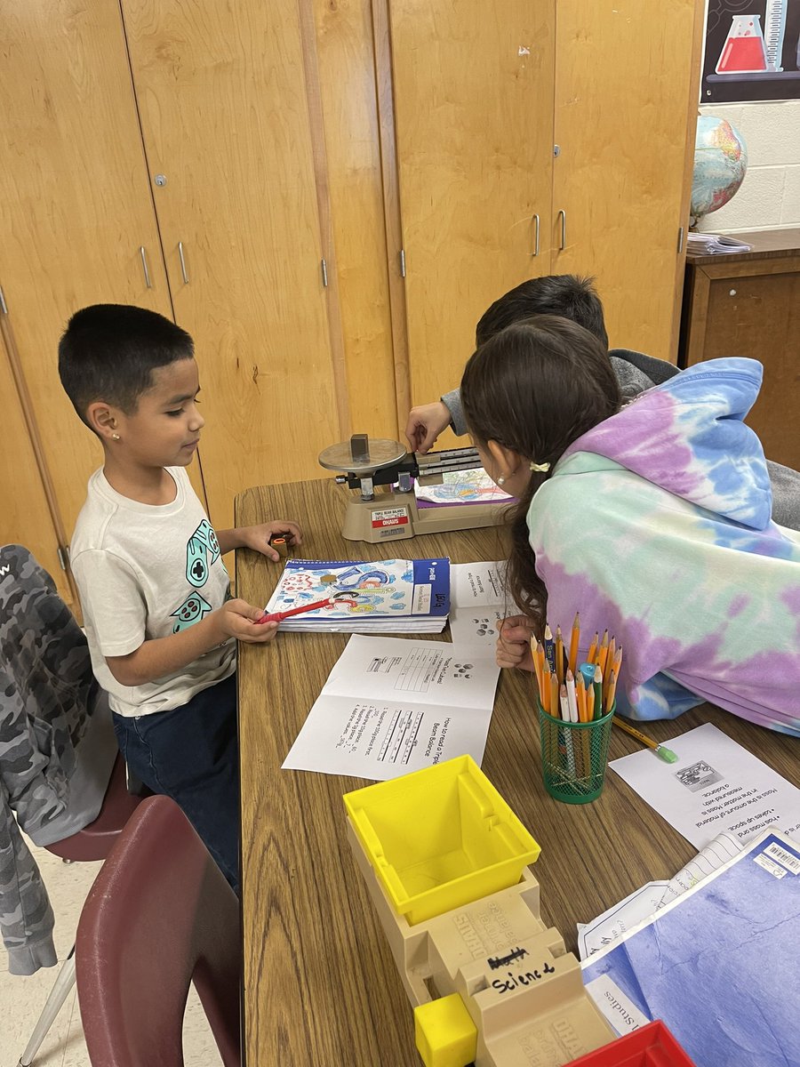 MsRivera815's tweet photo. Measuring &amp; recording “Mass”ive cubes  @phultz https://t.co/wP2Kx6ZRfP