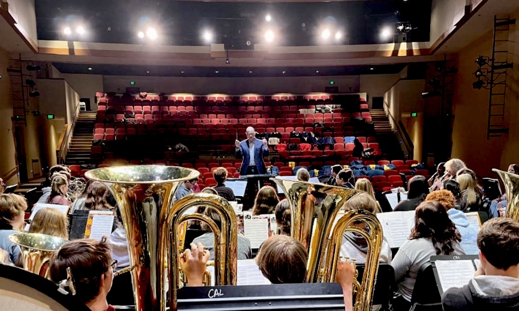 Director of University Bands Dr. Frank Stetar holding rehearsal with local high school musicians for the Washington County Band and Choir Festival held at PennWest California this week. Interested in learning more about the California Bands visit buff.ly/3bqD1wj