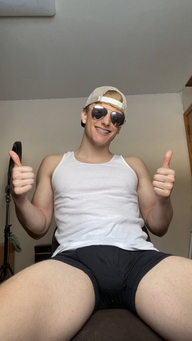 Have a Good Friday ☀️ https://t.co/qMcipidh5m