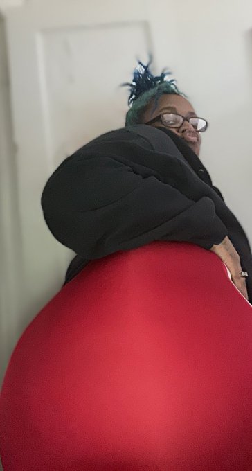 We all want what we can&rsquo;t have 🤪🥰    #notyours #whoschynawhyte #FolloForFolloBack #Chicago #dafinest<a href="/tag/notyours"class="tags">#notyours</a><a href="/tag/chicago"class="tags"><span>#chicago</span></a><a href="/tag/folloforfolloback"class="tags"><span>#folloforfolloback</span></a><a href="/tag/whoschynawhyte"class="tags"><span>#whoschynawhyte</span></a>