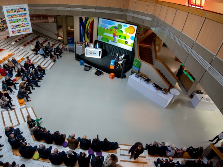 [VOEUX2023] - Ce vendredi, nous avons reçu nos partenaires économiques, sociaux, touristiques, sportifs et culturels au #LAAC de <a href="/Dunkerque/">Ville de Dunkerque</a>. Des retrouvailles permettant de mettre en lumière les interactions du site avec son territoire et de présenter nos objectifs 2023.