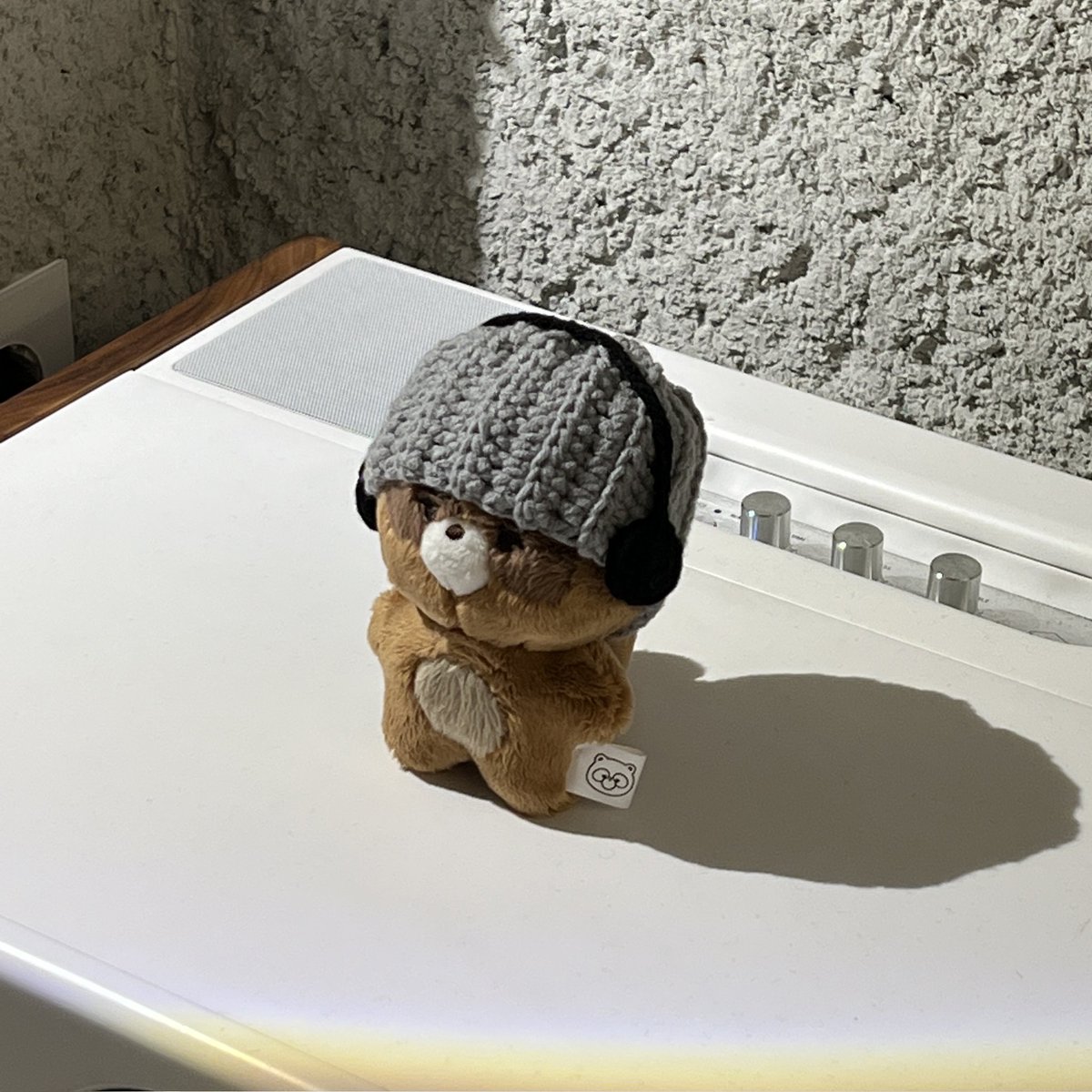 mughi_00's tweet photo. #RT추첨 

🎧  뜨개비니 + 헤드셋 수요조사 🎧 

🦝 구매의향이 있으신 분은 투표 부탁
       드립니다 
🦝 판매 확정되면 rt 추첨 한 분께 뜨개 
      비니 + 헤드셋을 보내드려요  

10cm 인형옷 뜨개 비니 헤드셋 쪼구리 선우 https://t.co/RQdp0wbI2M