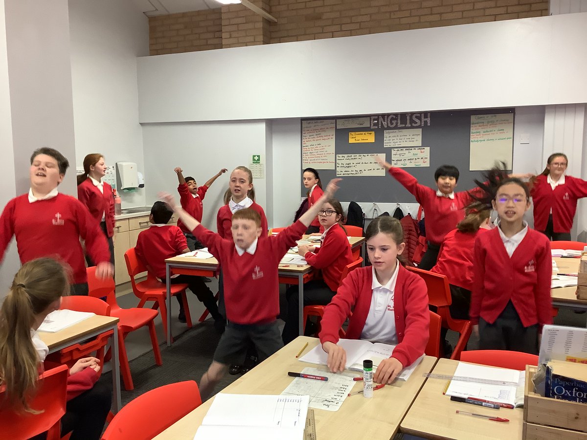 stphilips6yc23's tweet photo. What a great science lesson investigating impact exercise has on our heart rates #TeamStPhilips #StPhilipsScienceY6 @StPhilipCEAP https://t.co/ee7Z8K5DzA