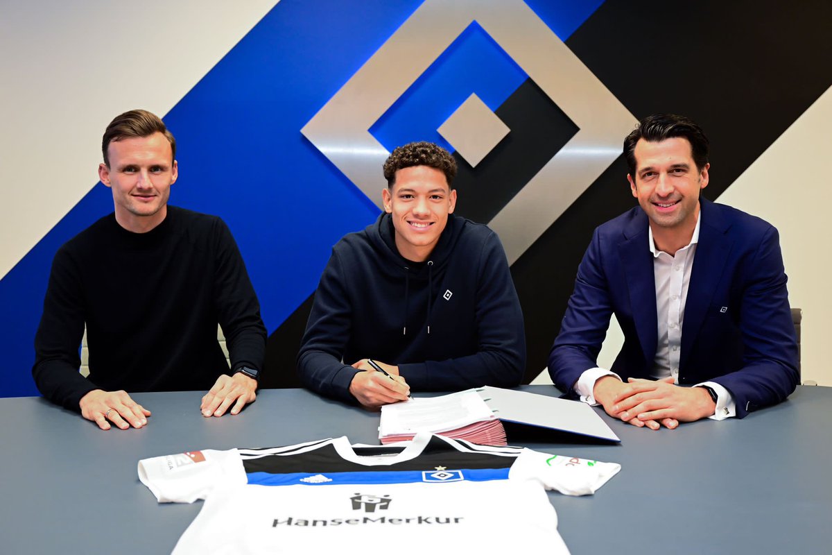 Andrasnemeth09's tweet photo. Moin Hamburg! 
I am very proud to join HSV and I can’t wait to get started &amp; create great moments together!
#nurderHSV https://t.co/CW7SUUZvqx