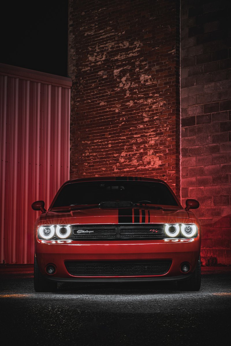 dodgeoman's tweet photo. Exudes power.
قوية بكل تفاصيلها.

#Dodge #DodgeChallenger #Challenger
#دودج #دودج_تشالنجر #تشالنجر https://t.co/d9evxsMs16