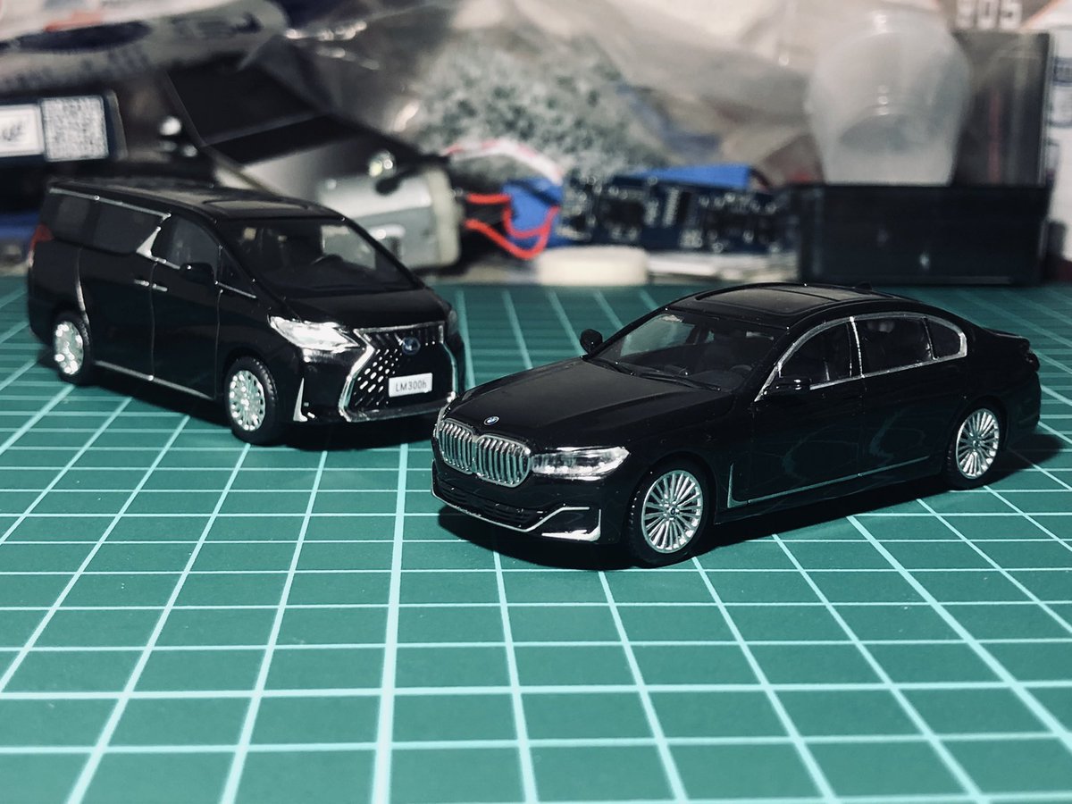 0__0shawn's tweet photo. 上司のように感じる

#MINIGT #DCT #740Li #LM300h https://t.co/IY1NCtRLh4